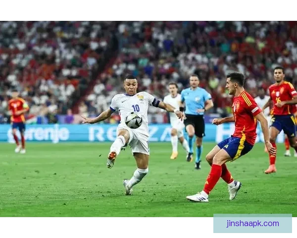 2026世界杯冠军争夺格局与黑马球队走势全面预测分析